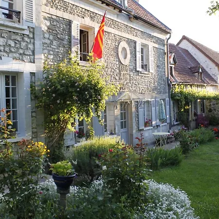 Guest house Avenue Du Chateau