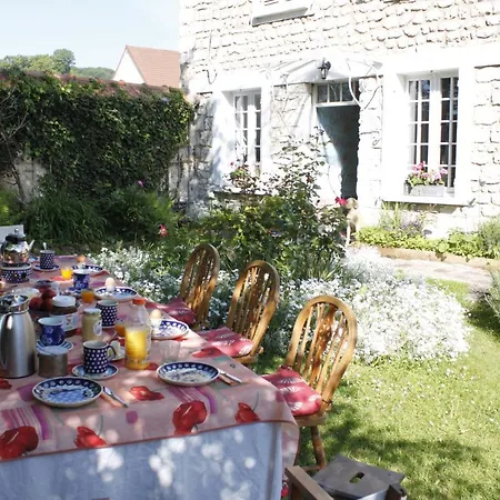 Avenue Du Chateau Saint-Just (Eure)