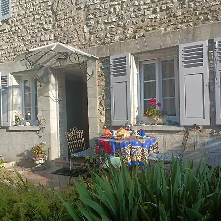 Avenue Du Chateau Guest house 3*